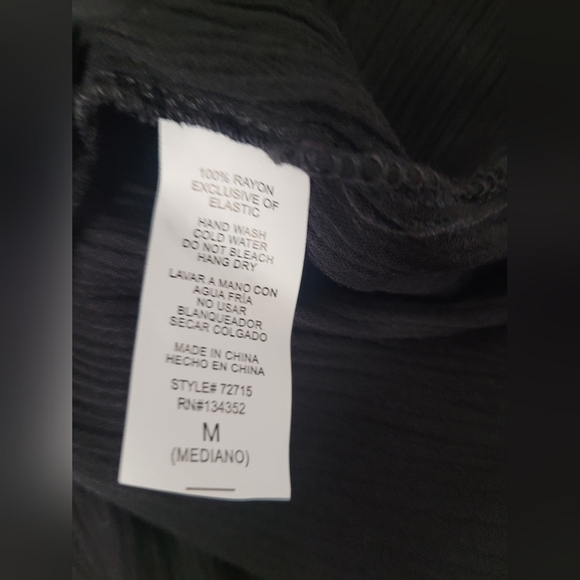 Ambiance M Black Elastic Smocked Baby Doll Top Elastic Neck & Sleeve Ends - Picture 5 of 5